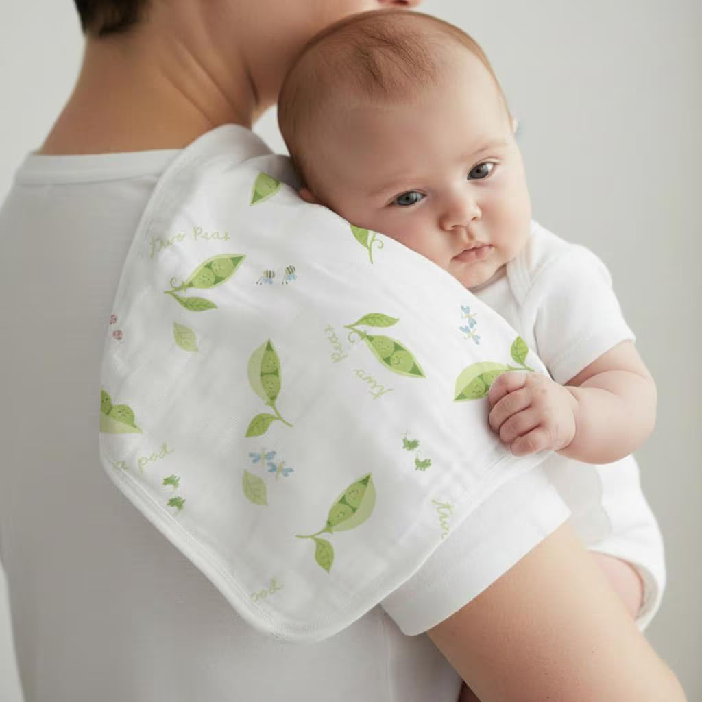 Burp Cloths Set: Two Peas in a Pod